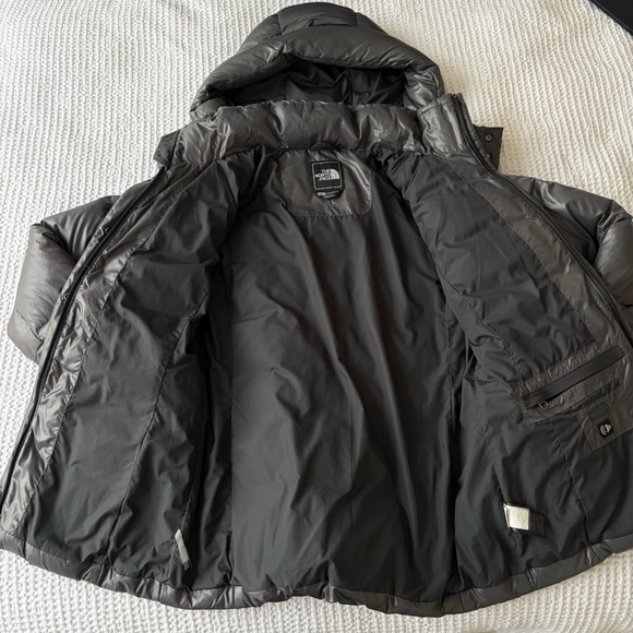 The North Face Charcoal Quilted Jacket - Picture 7 of 9